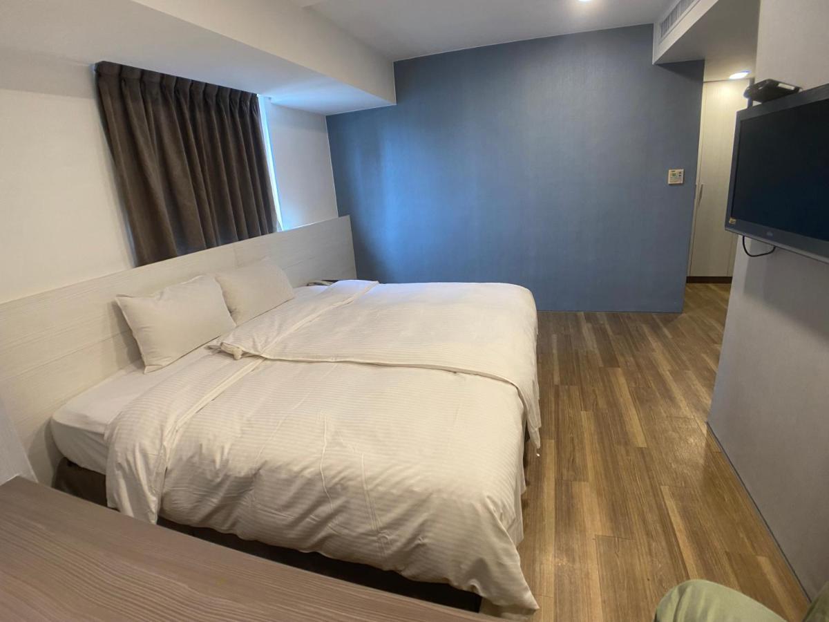 Bonjour Hotel Taizhong Zewnętrze zdjęcie