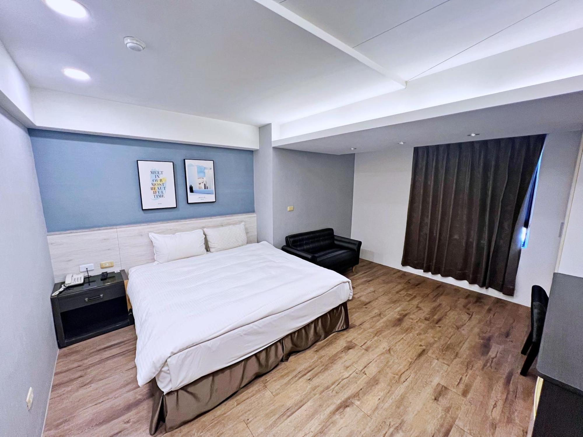 Bonjour Hotel Taizhong Zewnętrze zdjęcie