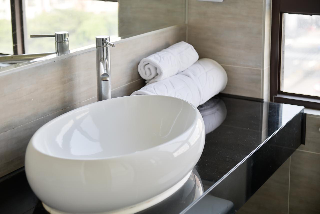 Bonjour Hotel Taizhong Zewnętrze zdjęcie